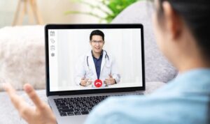 8 Reasons to Consult with a Medical Professional Online